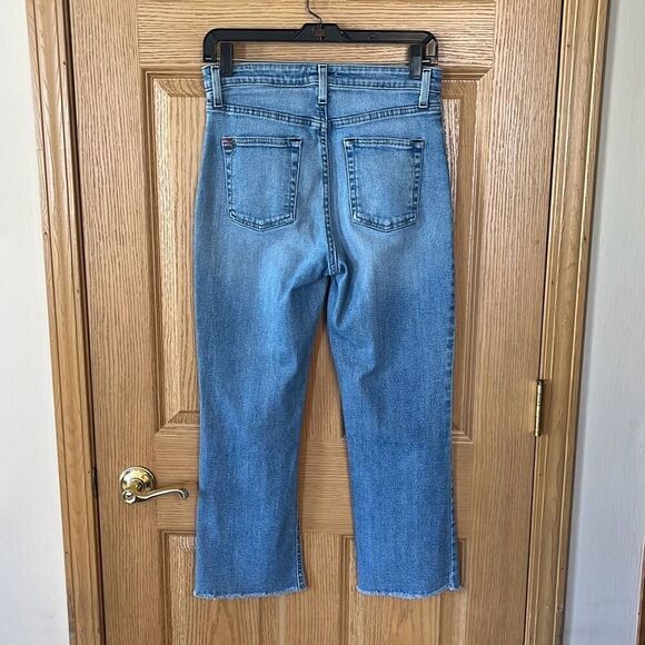BDG Urban Outfitters High Rise Crop Kick Jeans Size 28 - Picture 4 of 6